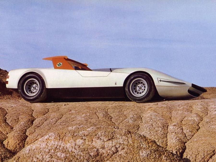  Alfa Romeo P33 Roadster (750.33.108) 1968 года  (фото 3 из 8)